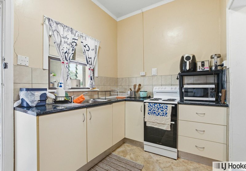 Photo - Unit 1 & 2/9 Thurles Street, Tully QLD 4854 - Image 23