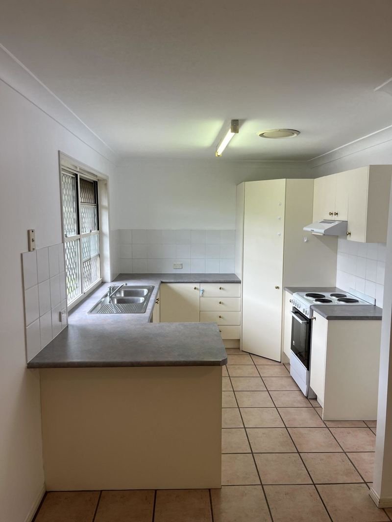 Photo - Unit 1 37 Cressida Street, Sunnybank Hills QLD 4109 - Image 4