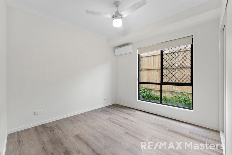 Photo - Unit 1 37 Kestrel Road, Park Ridge QLD 4125 - Image 10