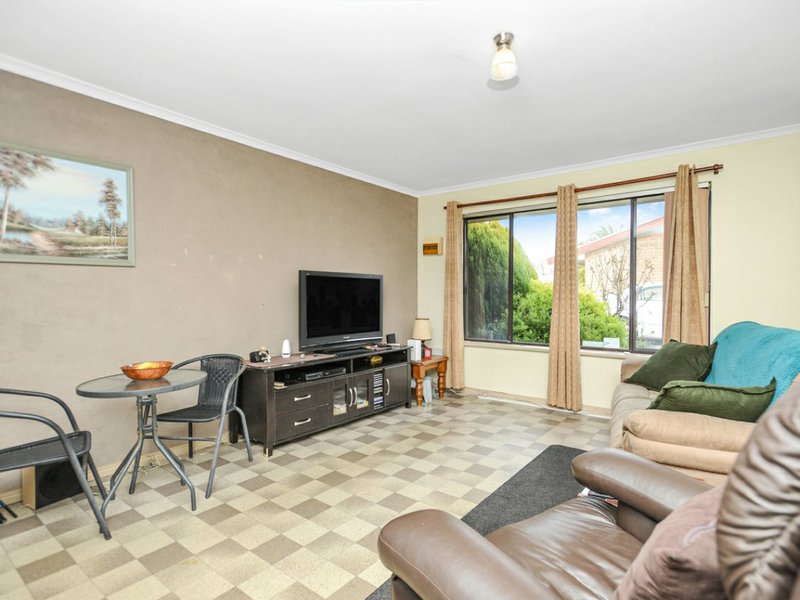 Photo - Unit 1 - 4/16 Hill Street, Victor Harbor SA 5211 - Image 5