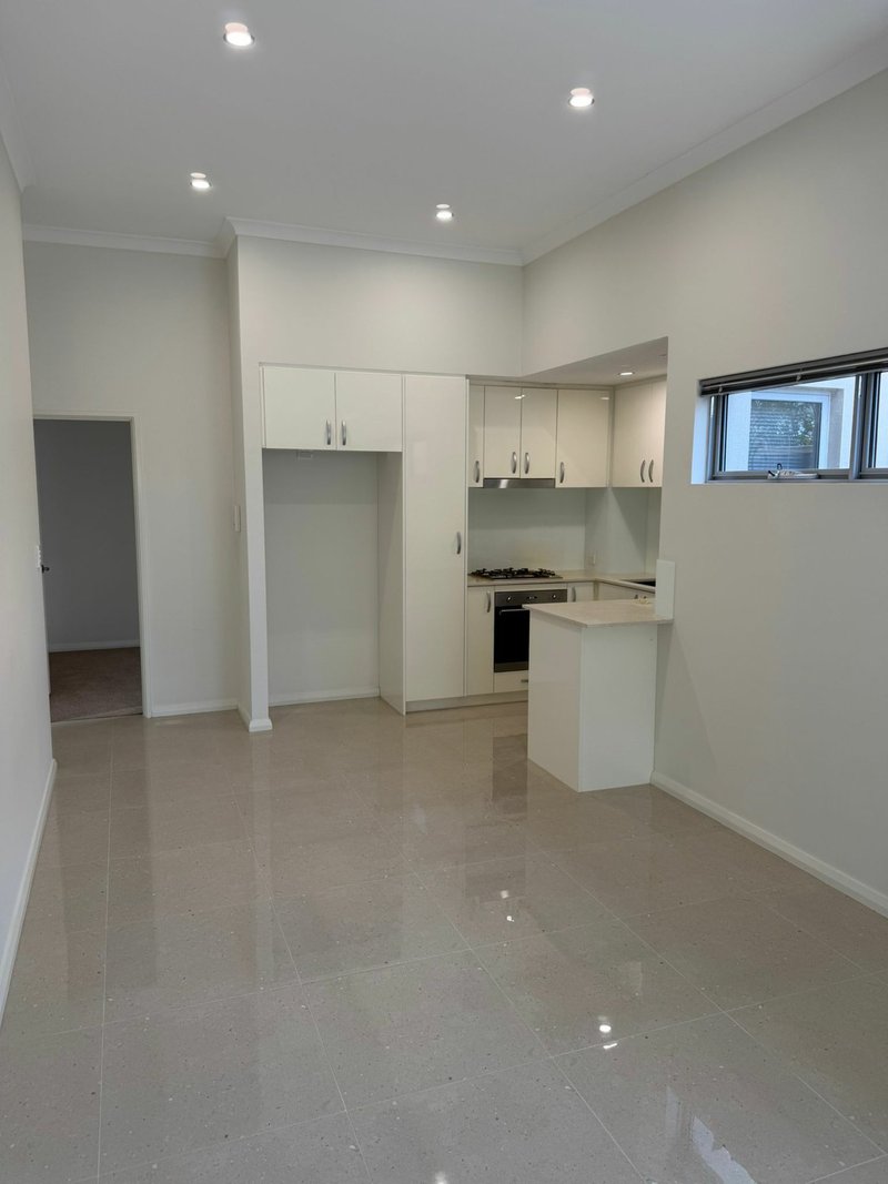 Photo - Unit 1-4/162 Banksia Street, Tuart Hill WA 6060 - Image 1