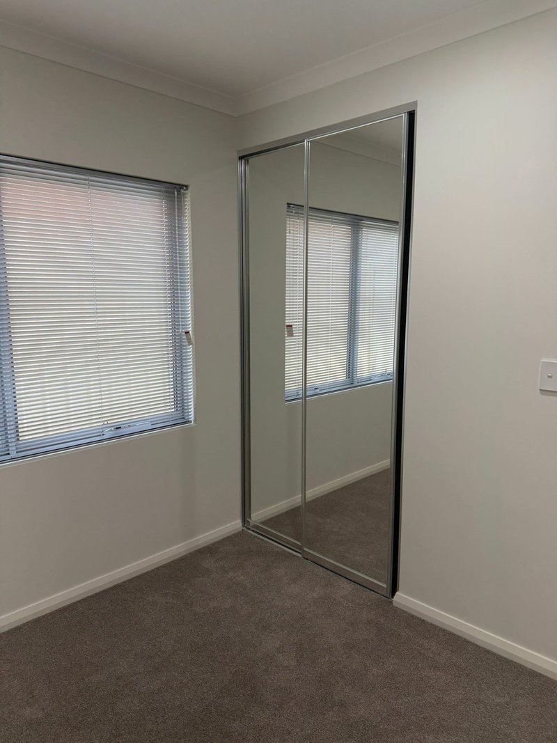 Photo - Unit 1-4/162 Banksia Street, Tuart Hill WA 6060 - Image 12