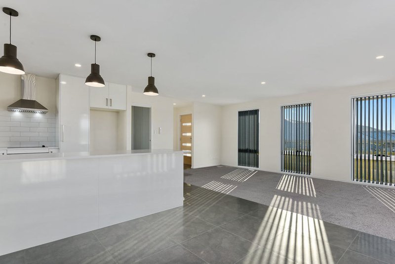 Unit 1, 43 Barilla Court, Midway Point TAS 7171