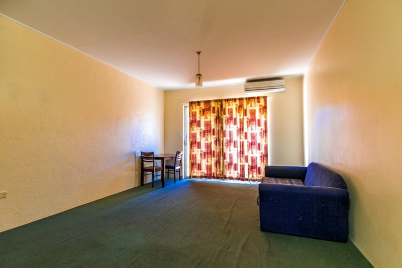 Photo - Unit 1-4/6 King Street, Mount Isa QLD 4825 - Image 3