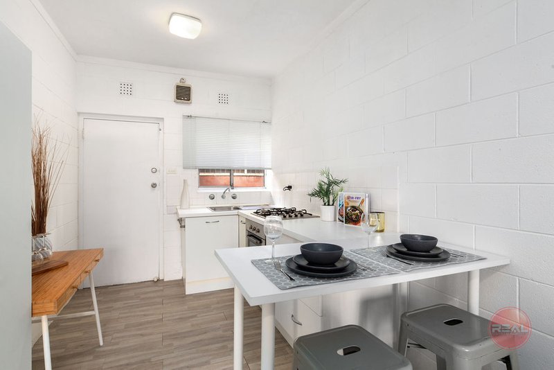 Photo - Unit 10, 5 Crozier Terrace, Oaklands Park SA 5046 - Image 3