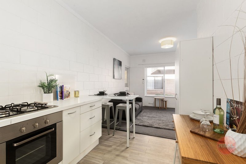 Photo - Unit 10, 5 Crozier Terrace, Oaklands Park SA 5046 - Image 9