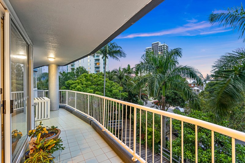 Unit 10/19 Riverview Parade, Surfers Paradise QLD 4217