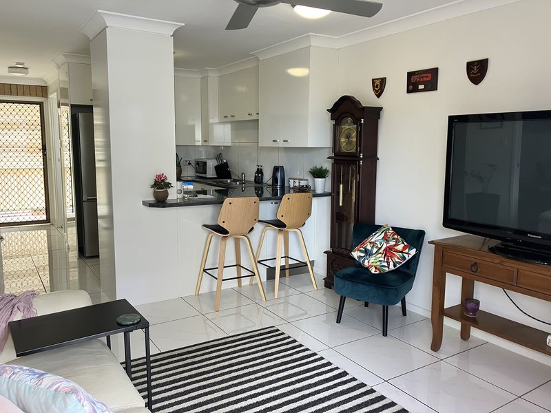 Photo - Unit 10/5 Sydney St , Redcliffe QLD 4020 - Image 3