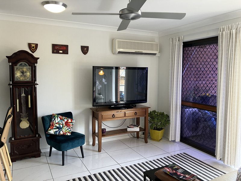 Photo - Unit 10/5 Sydney St , Redcliffe QLD 4020 - Image 4