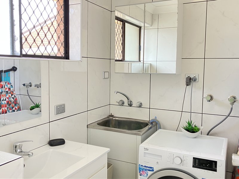 Photo - Unit 10/5 Sydney St , Redcliffe QLD 4020 - Image 11