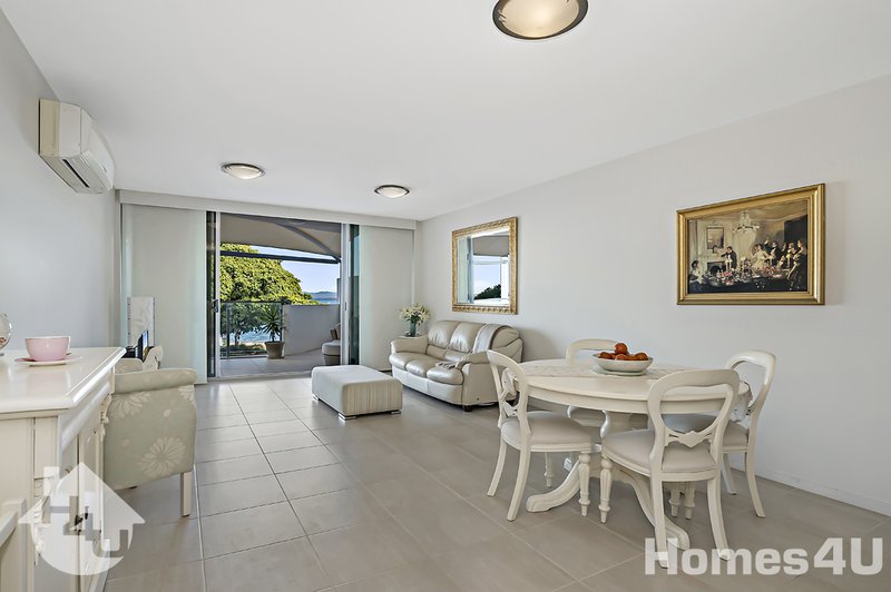 Photo - Unit 105/14 Oxley Ave , Woody Point QLD 4019 - Image 4