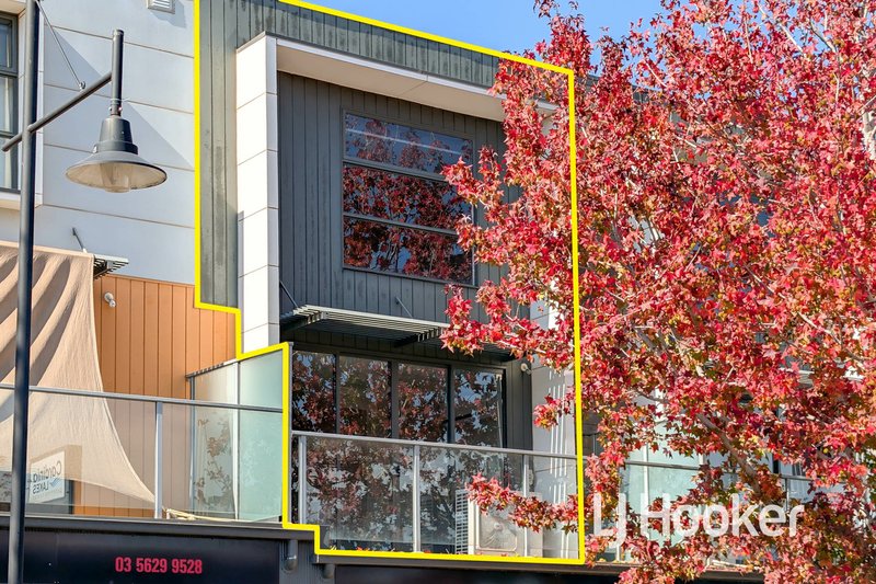 Photo - Unit 105/141 Windermere Boulevard, Pakenham VIC 3810 - Image 1