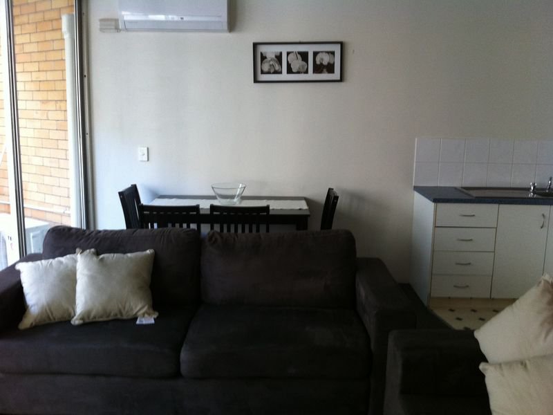 Photo - Unit 105/3155 Surfers Paradise Boulevard, Surfers Paradise QLD 4217 - Image 3