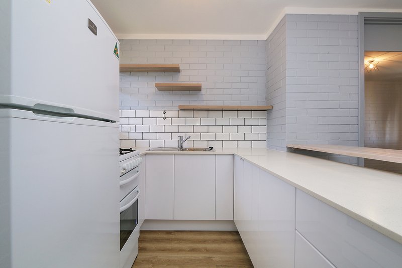 Photo - Unit 10/68 Mcmaster Street, Victoria Park WA 6100 - Image 3