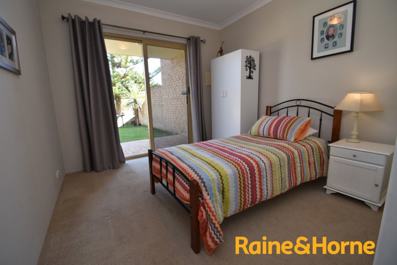 Photo - Unit 11, 25 Upper Esplanade, Bunbury WA 6230 - Image 10