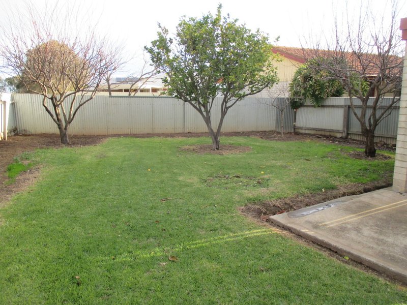 Photo - Unit 11 52 Homburg Drive, Murray Bridge SA 5253 - Image 4