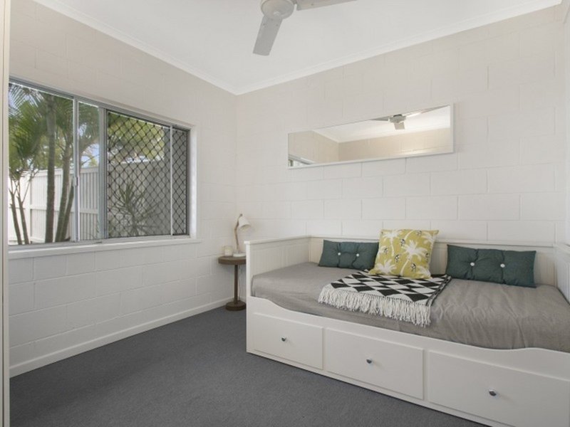 Photo - Unit 1/1 Currawong Crescent, Peregian Beach QLD 4573 - Image 4