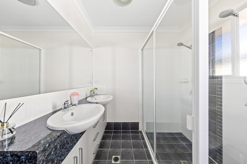 Photo - Unit 1/1 Moriarty Street, Emerald QLD 4720 - Image 13