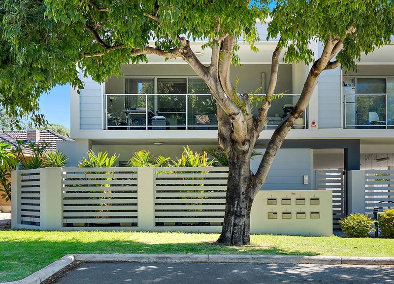 Photo - Unit 1/1 Prosser Way, Myaree WA 6154 - Image 1