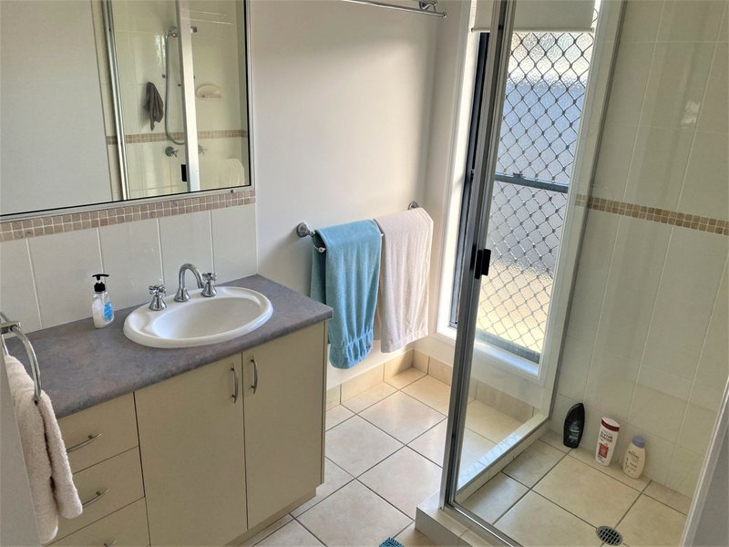 Photo - Unit 1/10 Summers Court, Kingaroy QLD 4610 - Image 10