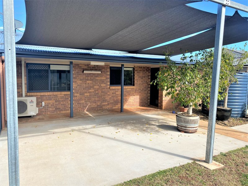 Photo - Unit 1/10 Summers Court, Kingaroy QLD 4610 - Image 14