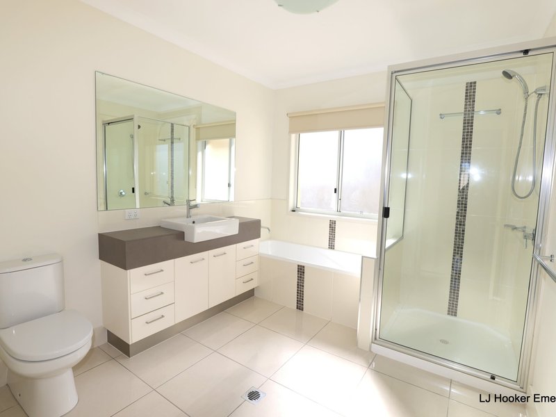 Photo - Unit 1/10 Wright Street, Emerald QLD 4720 - Image 9