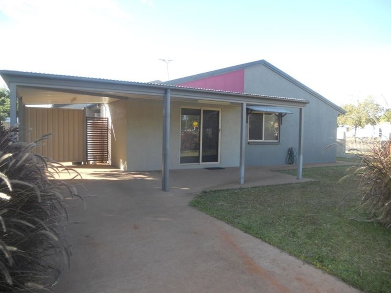 Photo - Unit 1/100 Miles Street, Mount Isa QLD 4825 - Image