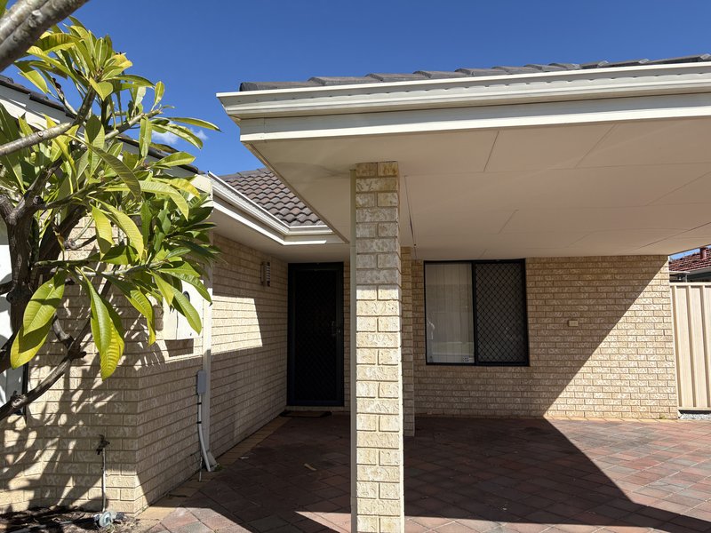 Photo - Unit 1/11 Norbertine Close, Queens Park WA 6107 - Image 1