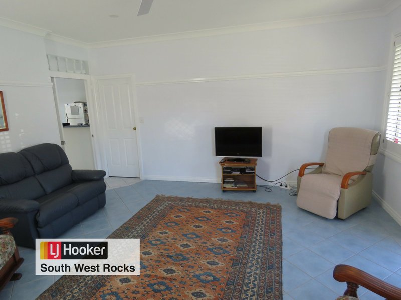 Photo - Unit 1/12 Cook Drive, South West Rocks NSW 2431 - Image 10