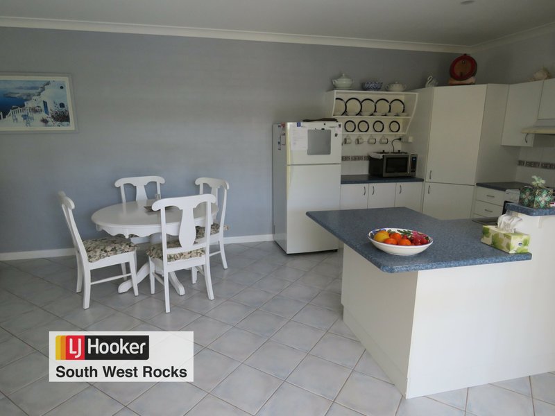 Photo - Unit 1/12 Cook Drive, South West Rocks NSW 2431 - Image 13