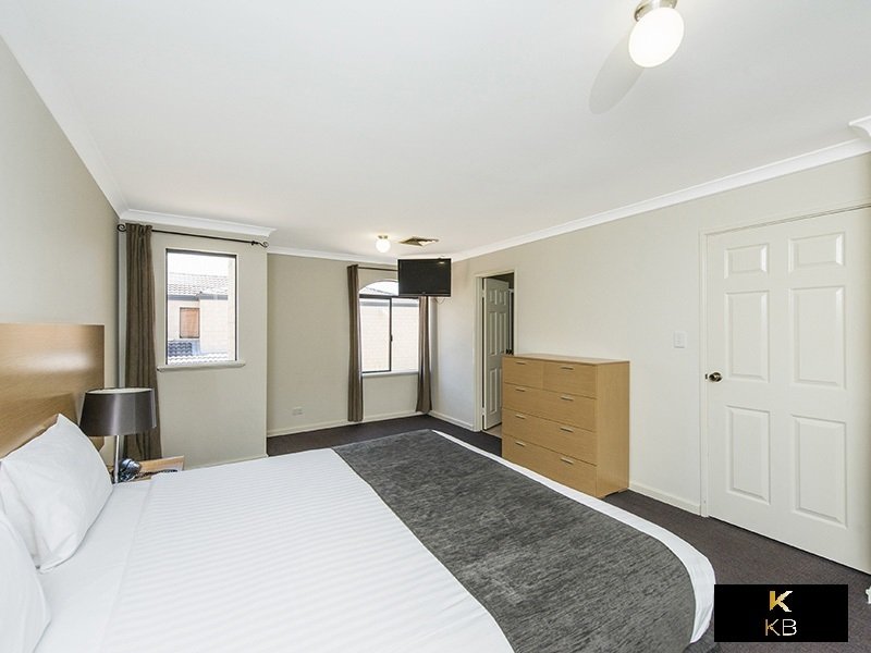 Photo - Unit 1/12 Kimberley St , Belmont WA 6104 - Image 7