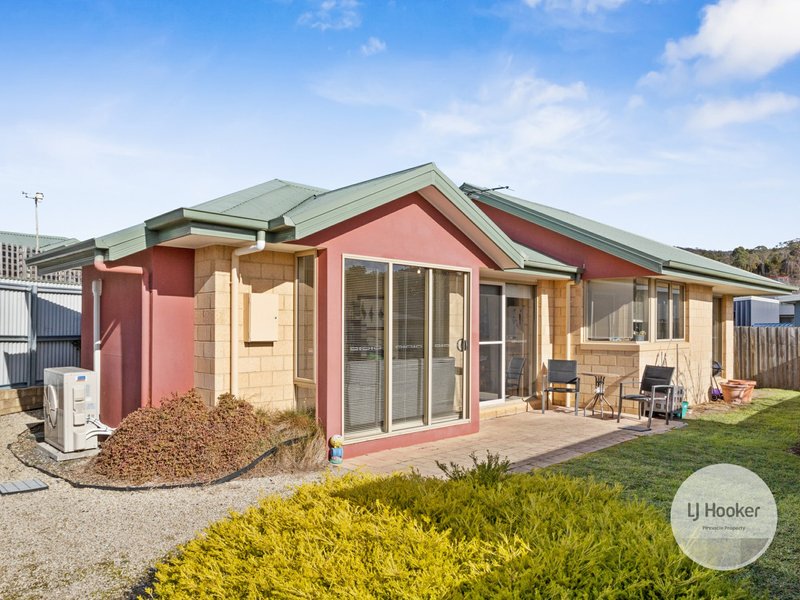 Unit 1/12 Staff Road, Electrona TAS 7054