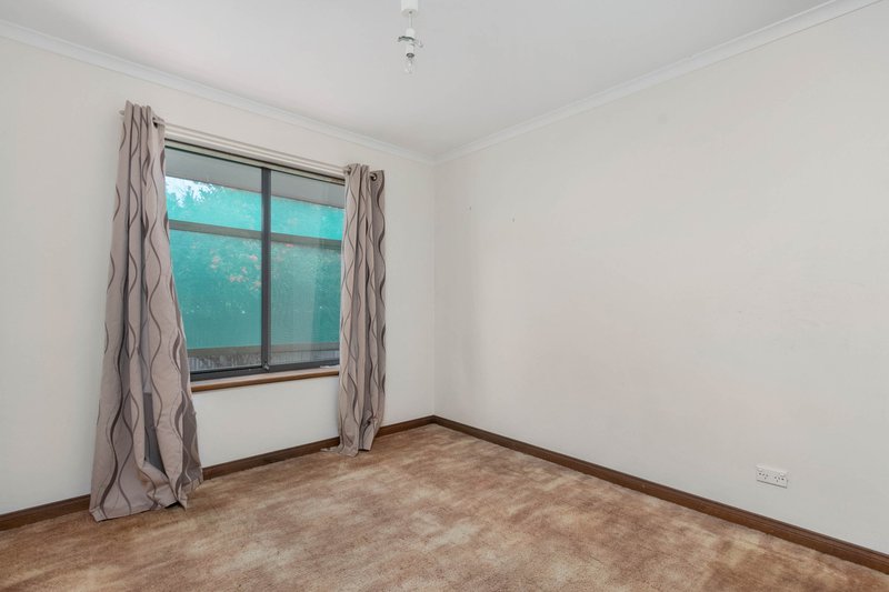 Photo - Unit 11/25 Holmes Street, Willaston SA 5118 - Image 10