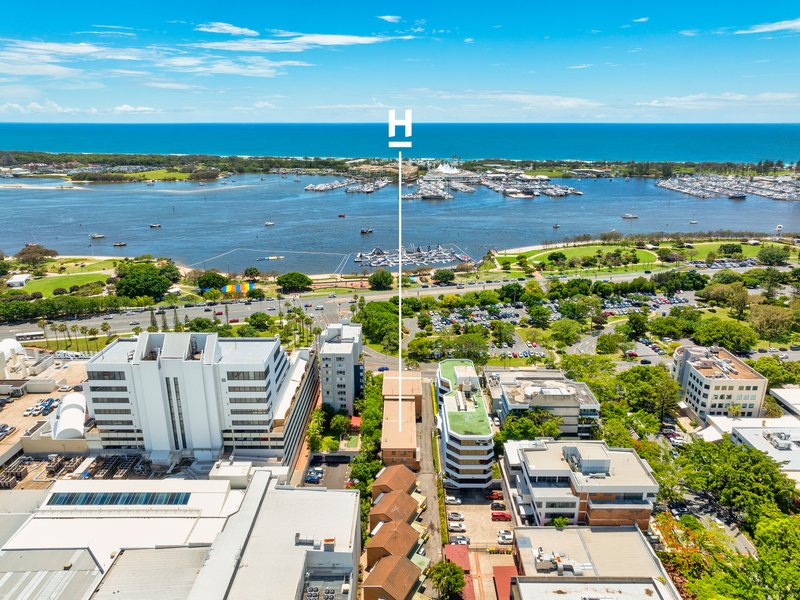 Photo - Unit 11/28 Marine Parade, Southport QLD 4215 - Image 1