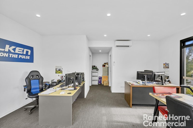Photo - Unit 1/13 Abernant Way, Cambridge TAS 7170 - Image 5