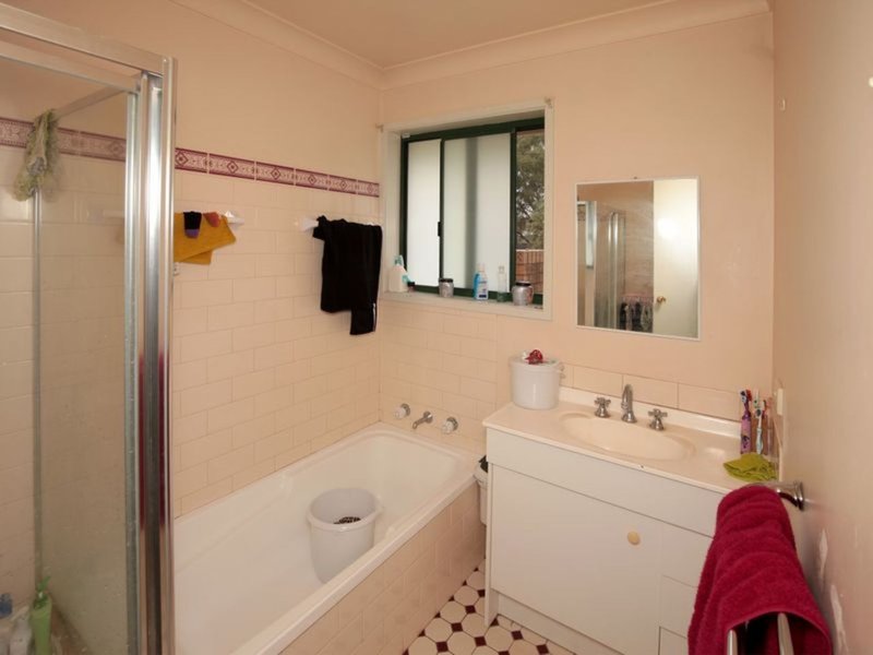 Photo - Unit 1/13 Bulolo Street, Ashmont NSW 2650 - Image 7