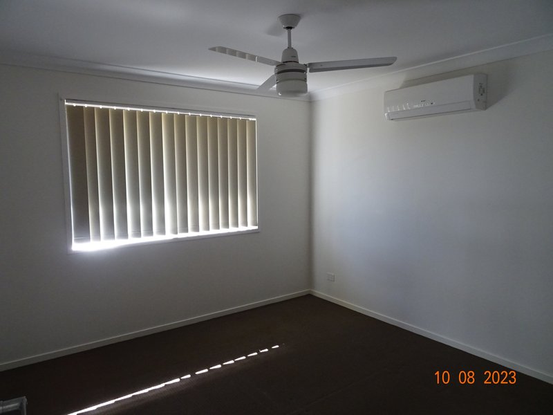 Photo - Unit 1/14 Lacewing Street, Rosewood QLD 4340 - Image 4