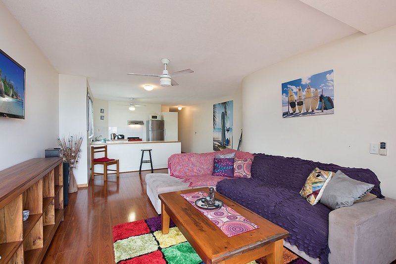 Photo - Unit 1/14 Mahia Terrace, Kings Beach QLD 4551 - Image 4