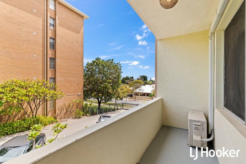 Photo - Unit 11/44 Mcmaster Street, Victoria Park WA 6100 - Image 11