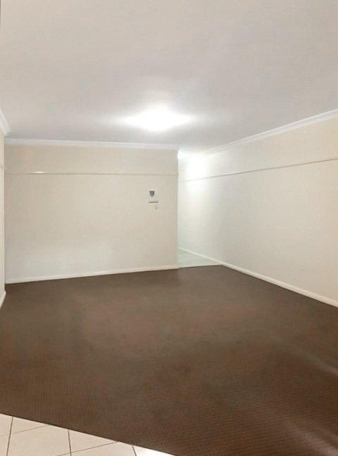 Photo - Unit 1/15-23 Mowle Street, Westmead NSW 2145 - Image 2