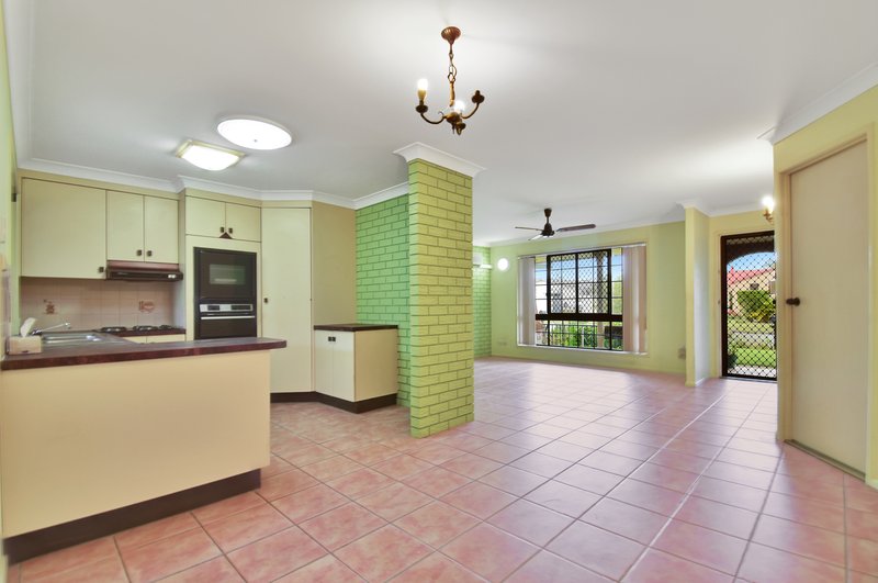 Photo - Unit 1/15 Beattie Street, Golden Beach QLD 4551 - Image 4