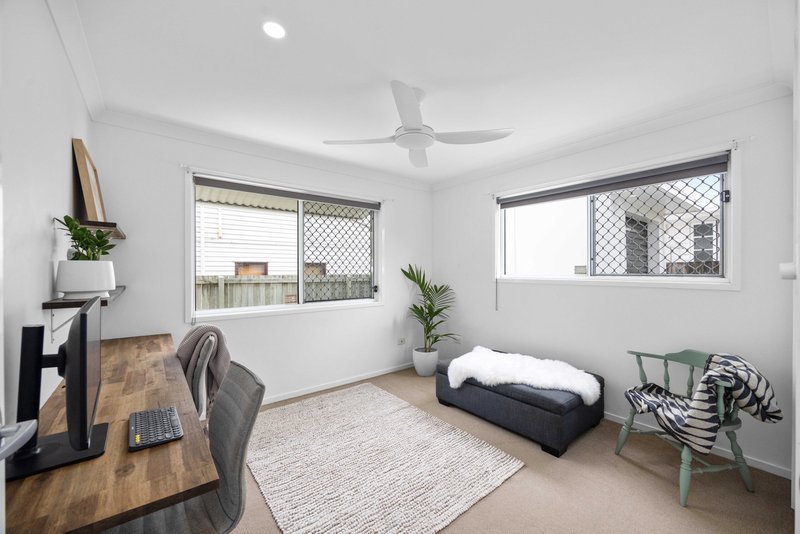 Photo - Unit 1/15 Mayes Avenue, Caloundra QLD 4551 - Image 12