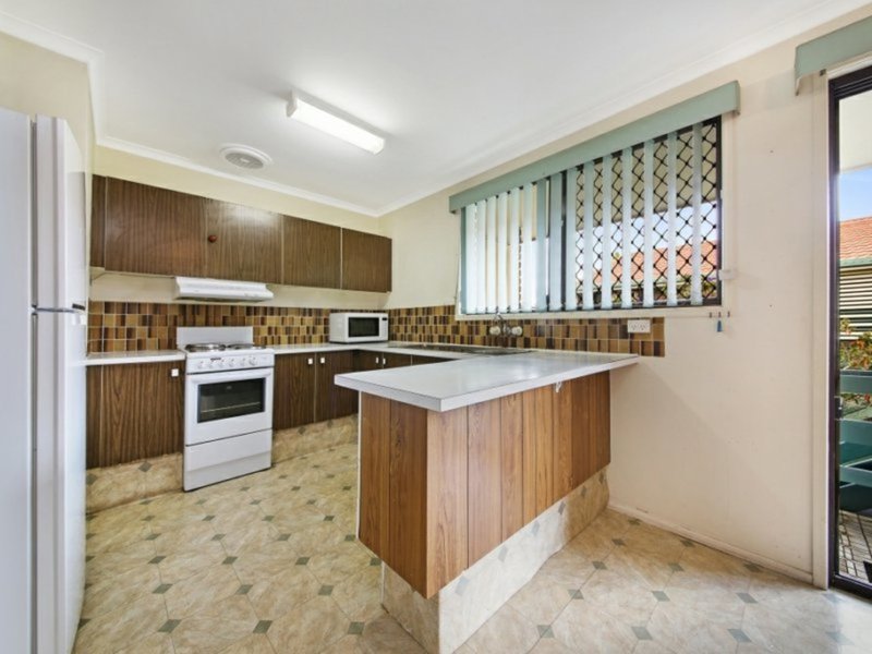 Photo - Unit 115/170 Bardon Ave , Burleigh Waters QLD 4220 - Image 5