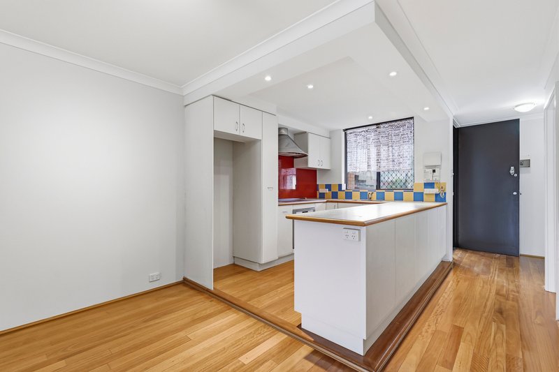 Photo - Unit 11/58 King George Street, Victoria Park WA 6100 - Image 4