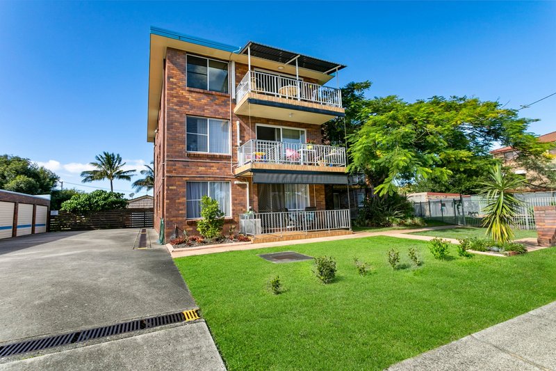 Photo - Unit 1/16 Bibimulya St , Bellara QLD 4507 - Image 3