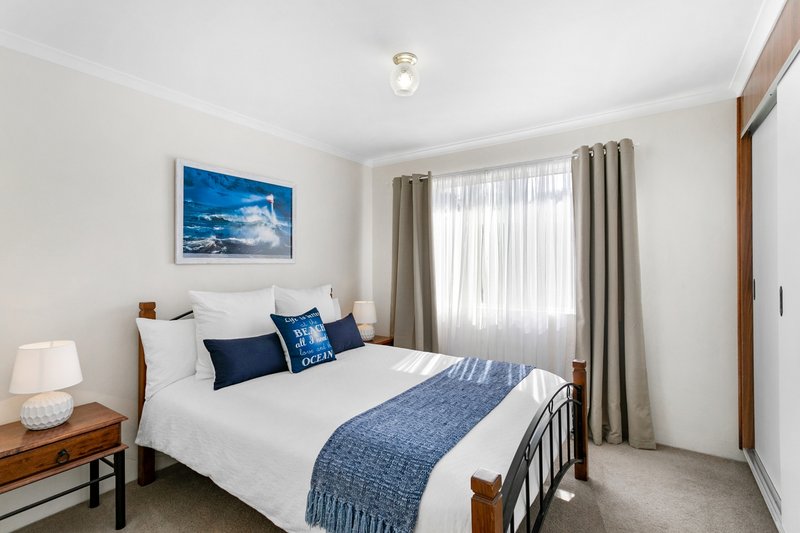 Photo - Unit 1/16 Bibimulya St , Bellara QLD 4507 - Image 9