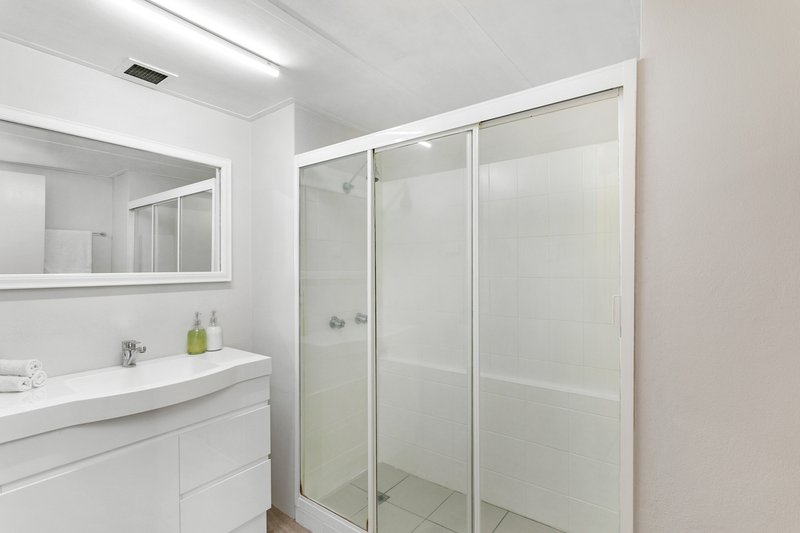 Photo - Unit 1/16 Bibimulya St , Bellara QLD 4507 - Image 10