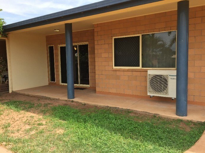 Photo - Unit 1/16 Kanthin Road, Nanum QLD 4874 - Image 2