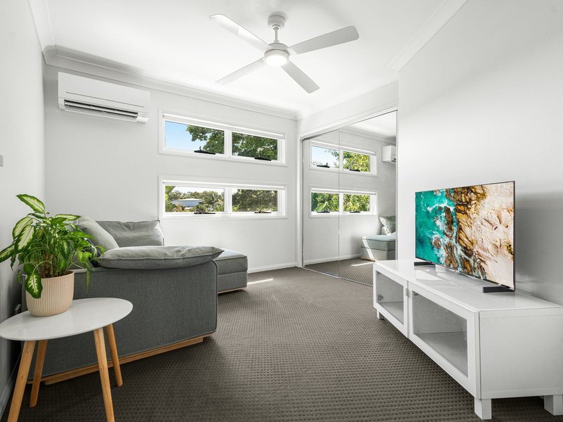 Photo - Unit 1/16 Ormuz Street, Carina Heights QLD 4152 - Image 3