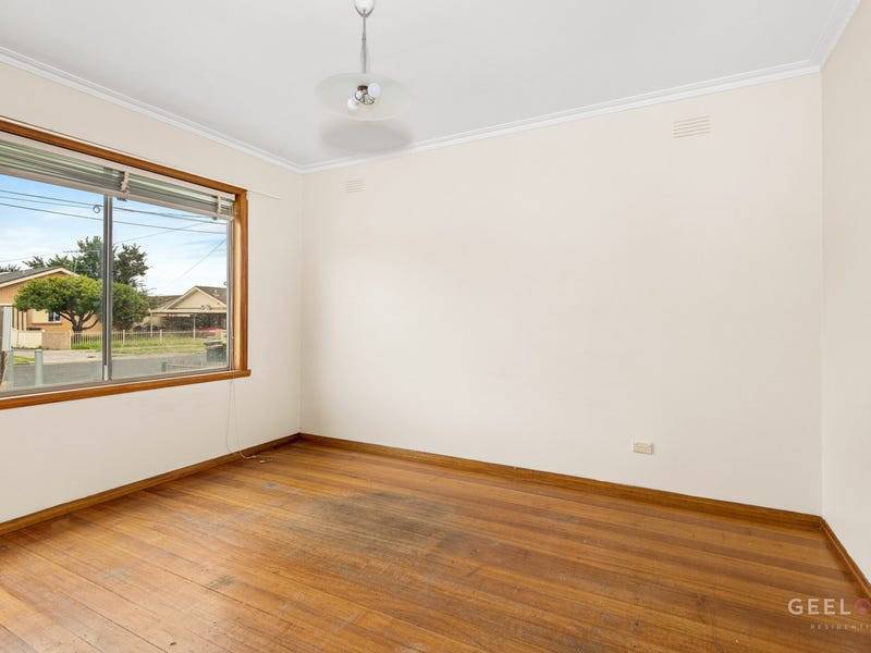 Photo - Unit 1/16 Redfearn Court, Corio VIC 3214 - Image 5